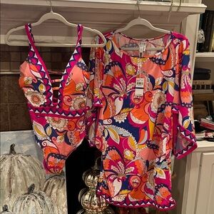 NWT Trina Turk NWT Sevilla Floral Tunic Dress XL & swimsuit 12 SET